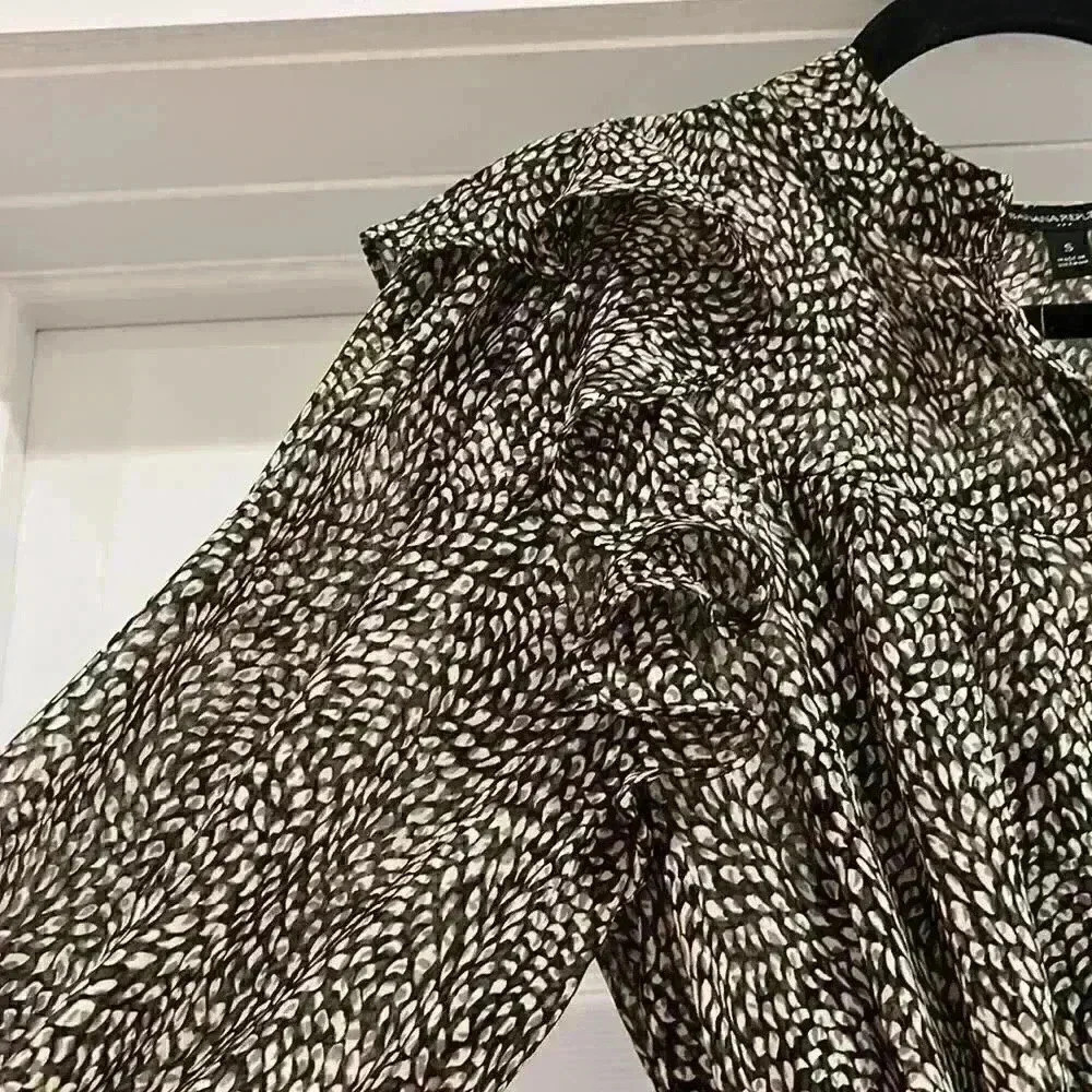 Banana Republic FLUTTER MIDI SHIRTDRESS - Picture 5 of 8